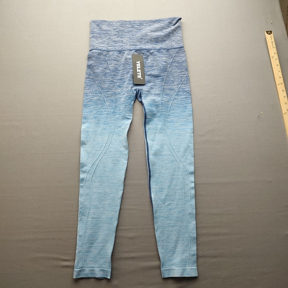 Yelete Women's Demin Blue Leggings‎ Size Large NWT